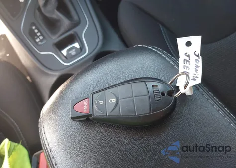 2020 Jeep Cherokee Latitude Fwd из США, поврежденный, VIN 1C4PJLCB7LD542428